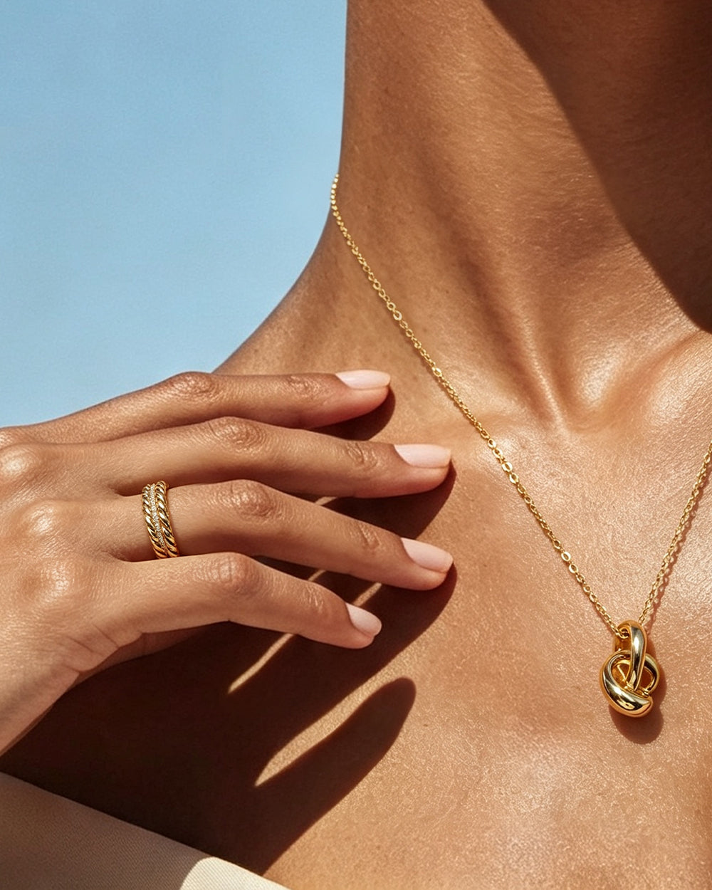 Lira Twist Pave Ring