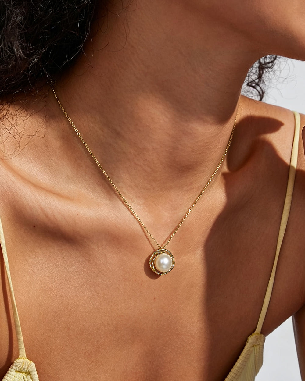 14K Gold Plated Pearl Pendant Necklace