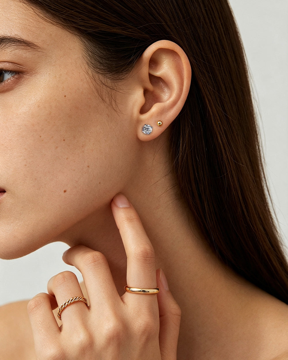 Round Moissanite Medium Stud Earrings