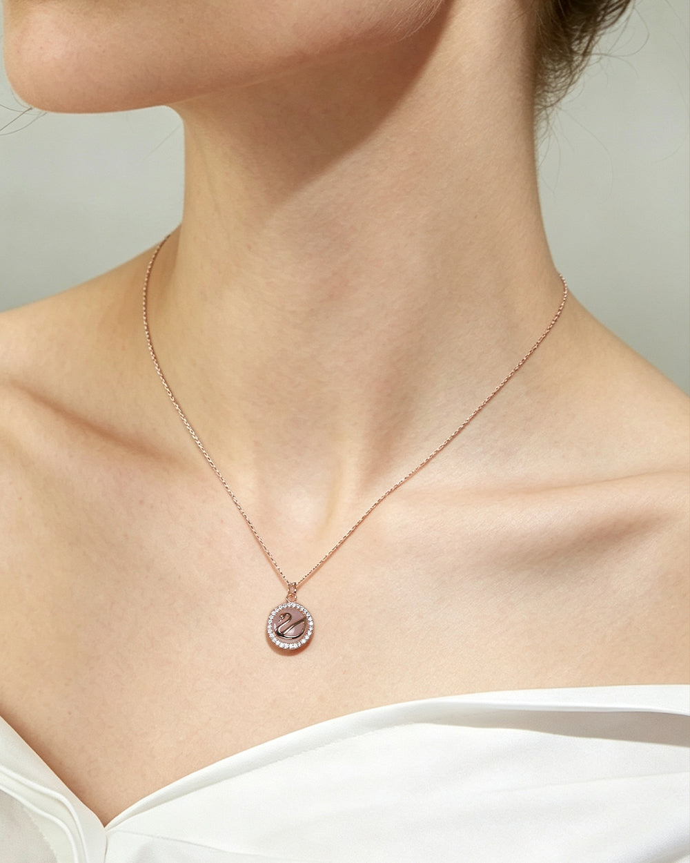 Rose Gold Plated CZ Circle Pendant Necklace